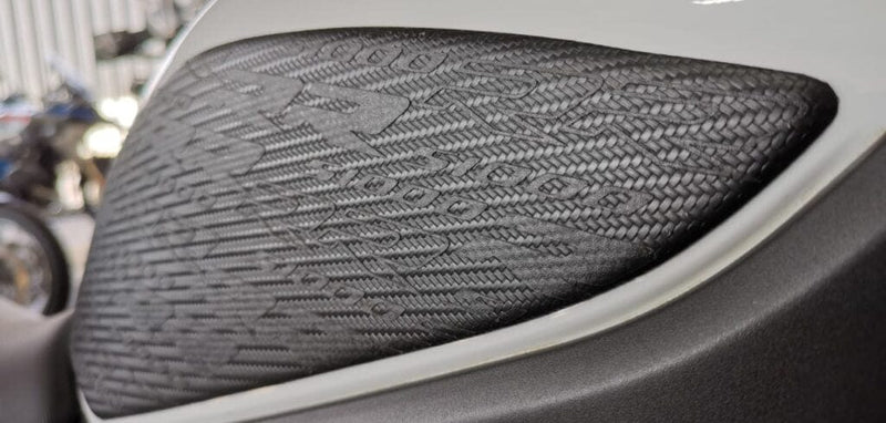 Rubbatech SK Carbon S1000RR 2020 - (Branded) Rubbatech knie tankpad met opdruk voor de BMW S 1000 RR 2020- Tankpads